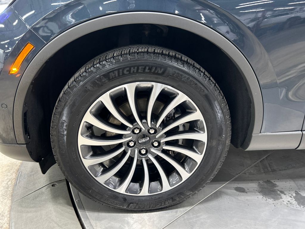 used 2023 Lincoln Aviator car, priced at $53,857