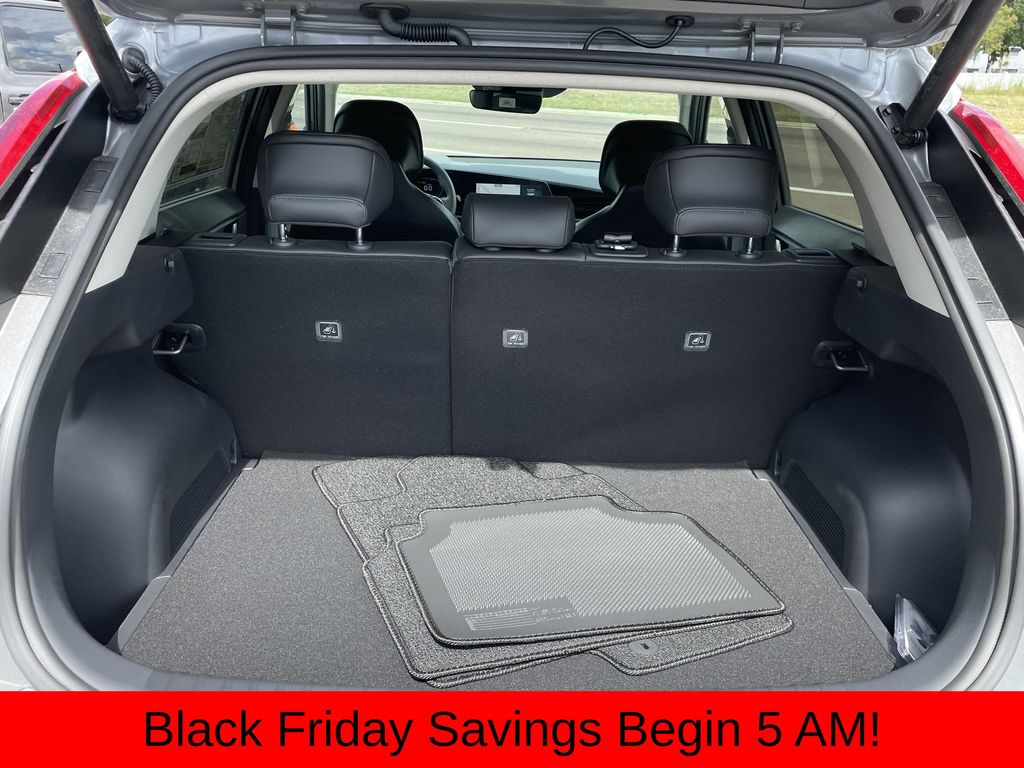 new 2025 Kia Niro car, priced at $30,479