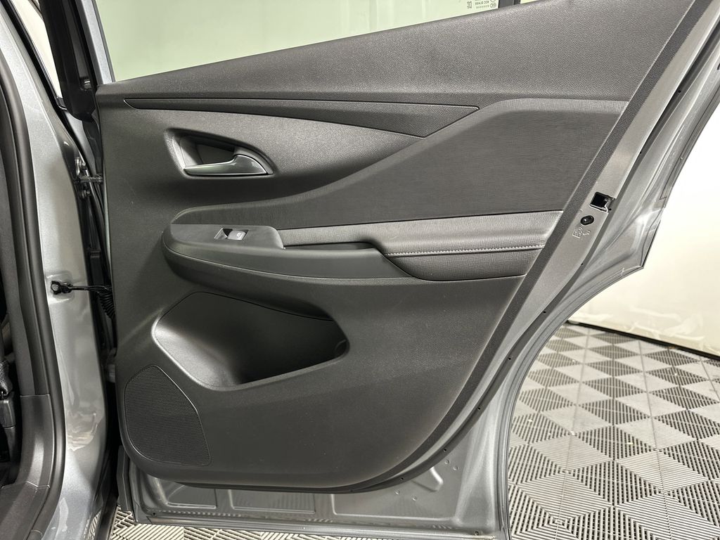 new 2025 Buick Envista car, priced at $31,085
