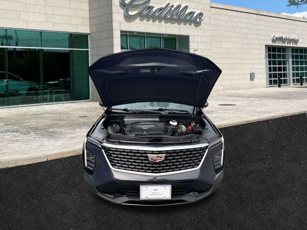 used 2024 Cadillac XT4 car, priced at $39,950