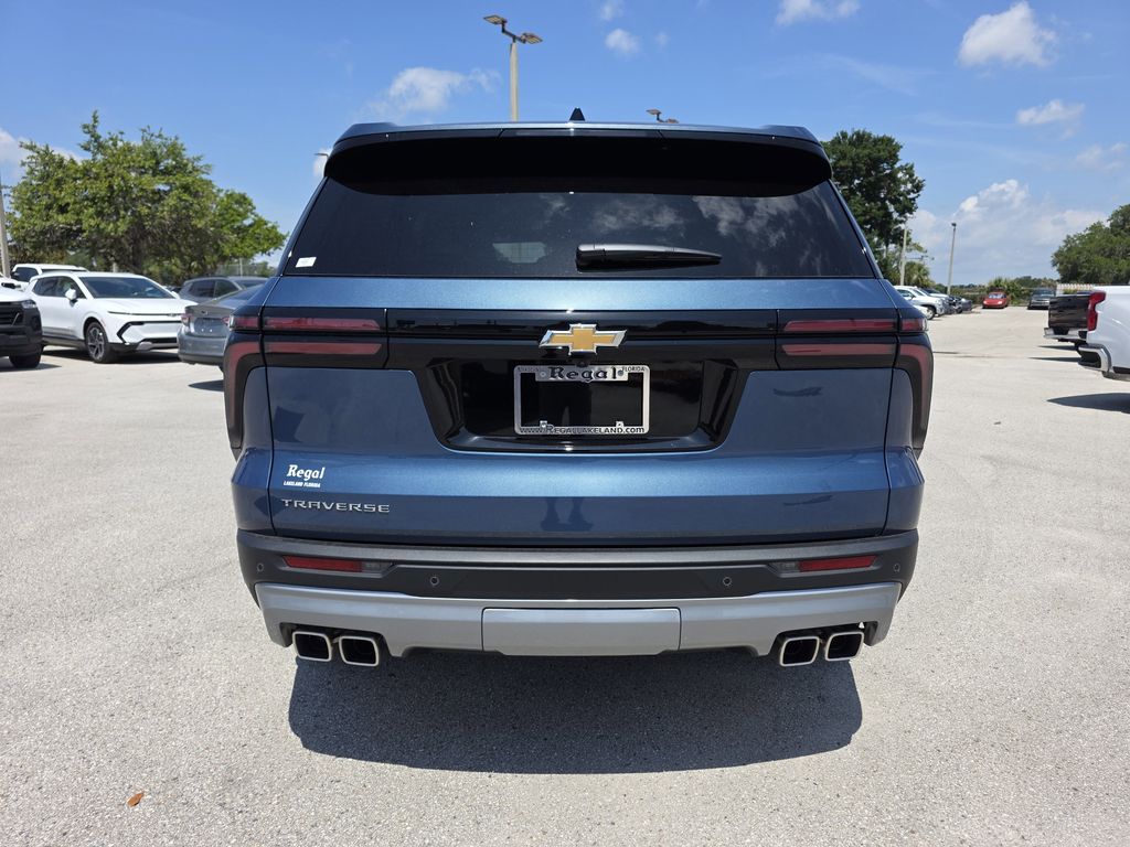 new 2025 Chevrolet Traverse car, priced at $43,066