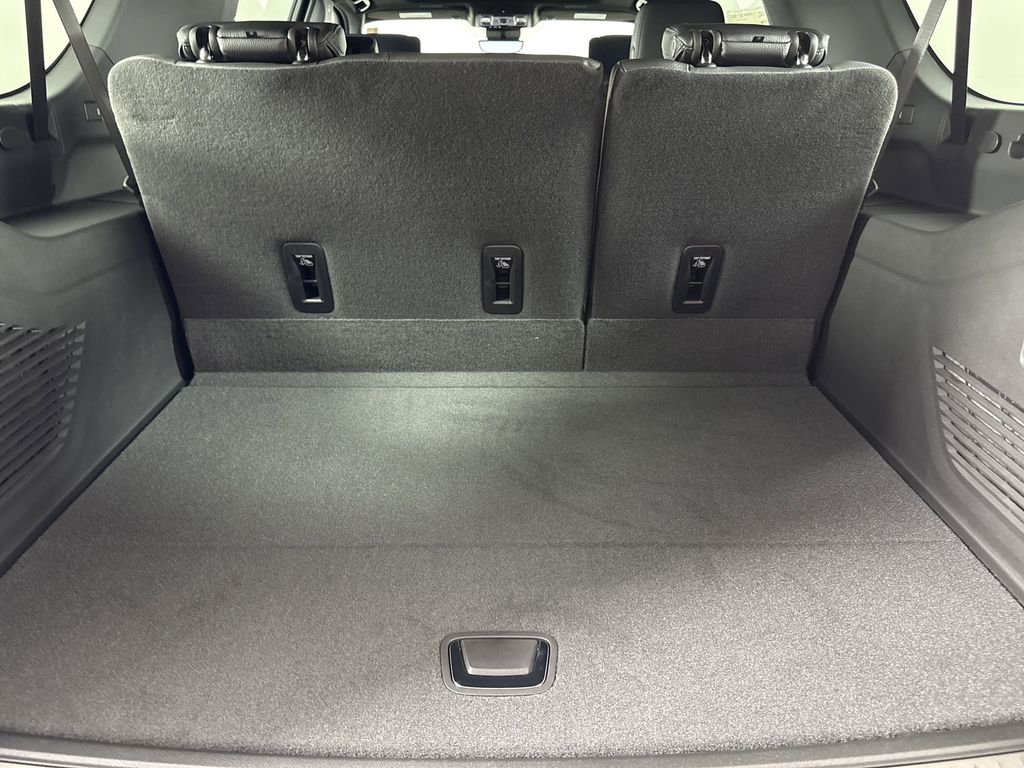 new 2025 GMC Yukon XL car, priced at $97,086