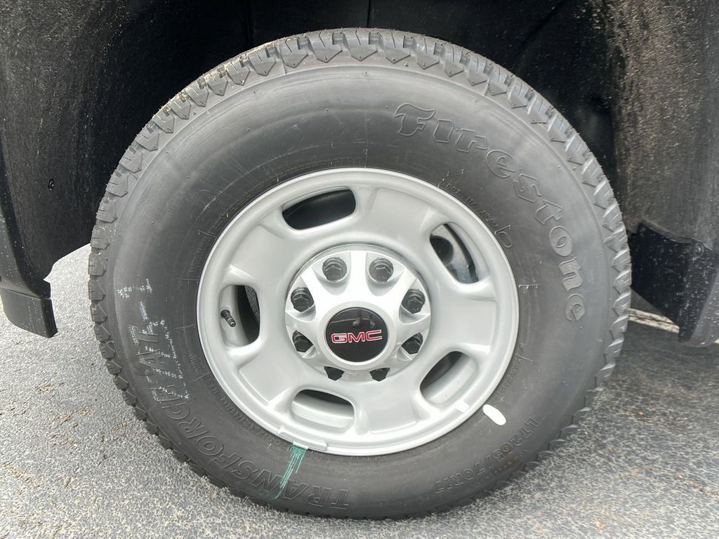 new 2024 GMC Sierra 2500HD car, priced at $47,978