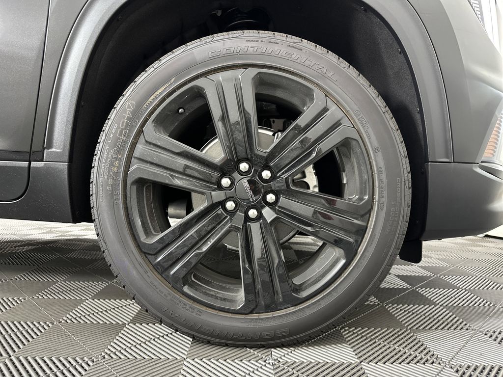 new 2025 GMC Acadia car, priced at $50,325