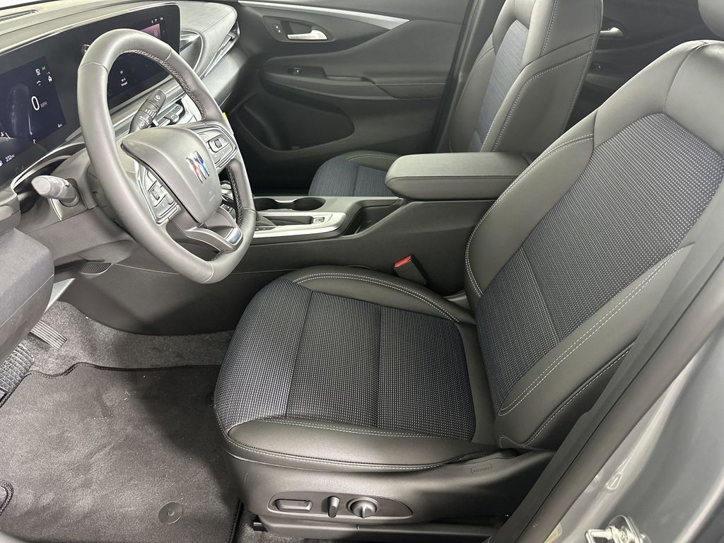 new 2025 Buick Envista car, priced at $27,375