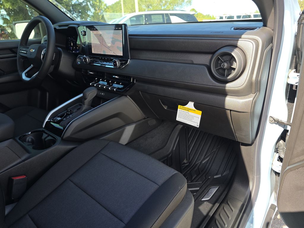 new 2026 Chevrolet Colorado car, priced at $29,400