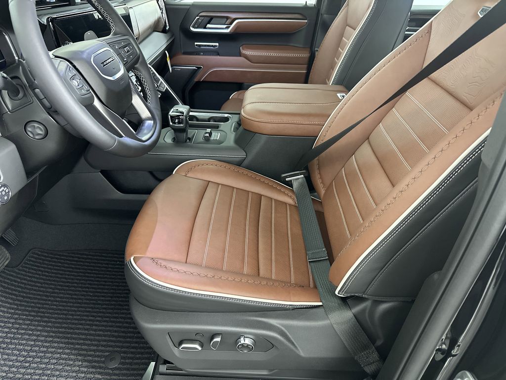 new 2025 GMC Sierra 1500 car, priced at $78,239