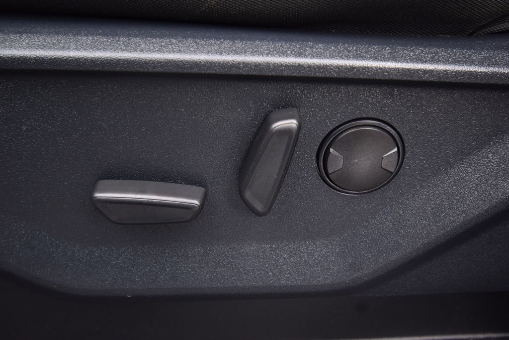used 2022 Ford F-150 car, priced at $36,600