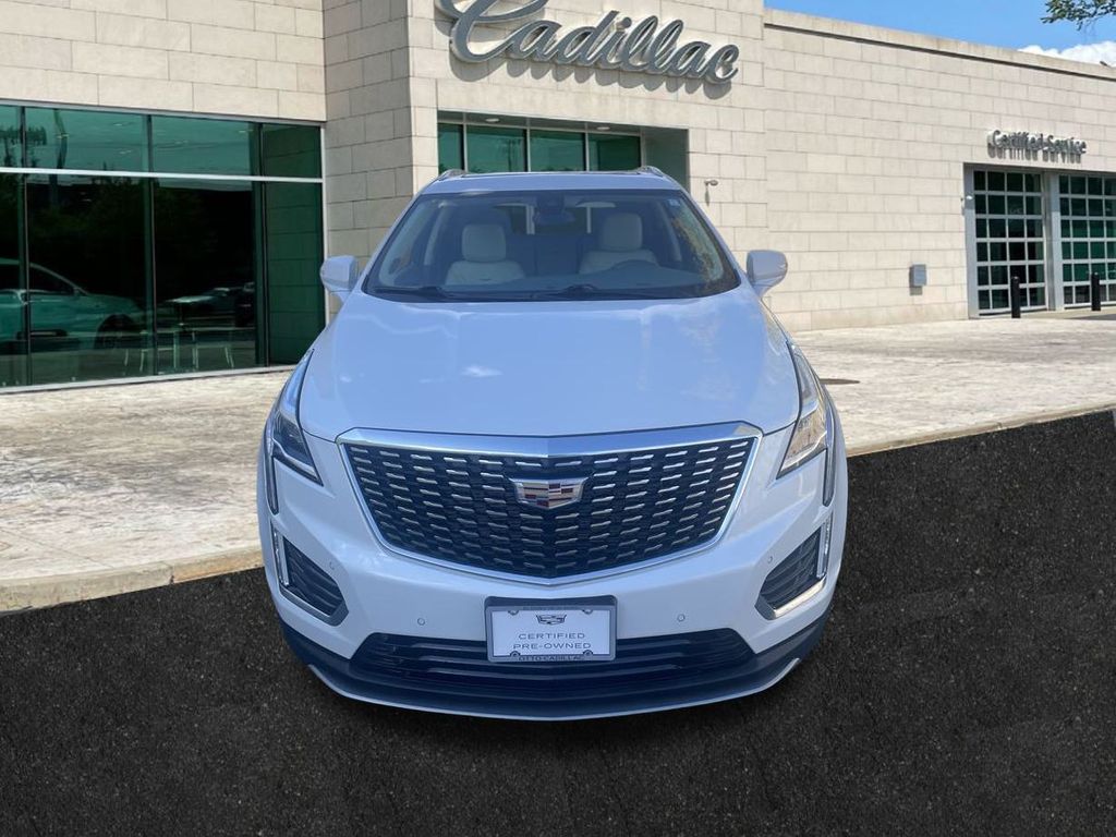 used 2023 Cadillac XT5 car, priced at $37,500