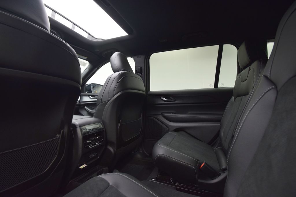 new 2025 Jeep Grand Cherokee L car, priced at $48,730