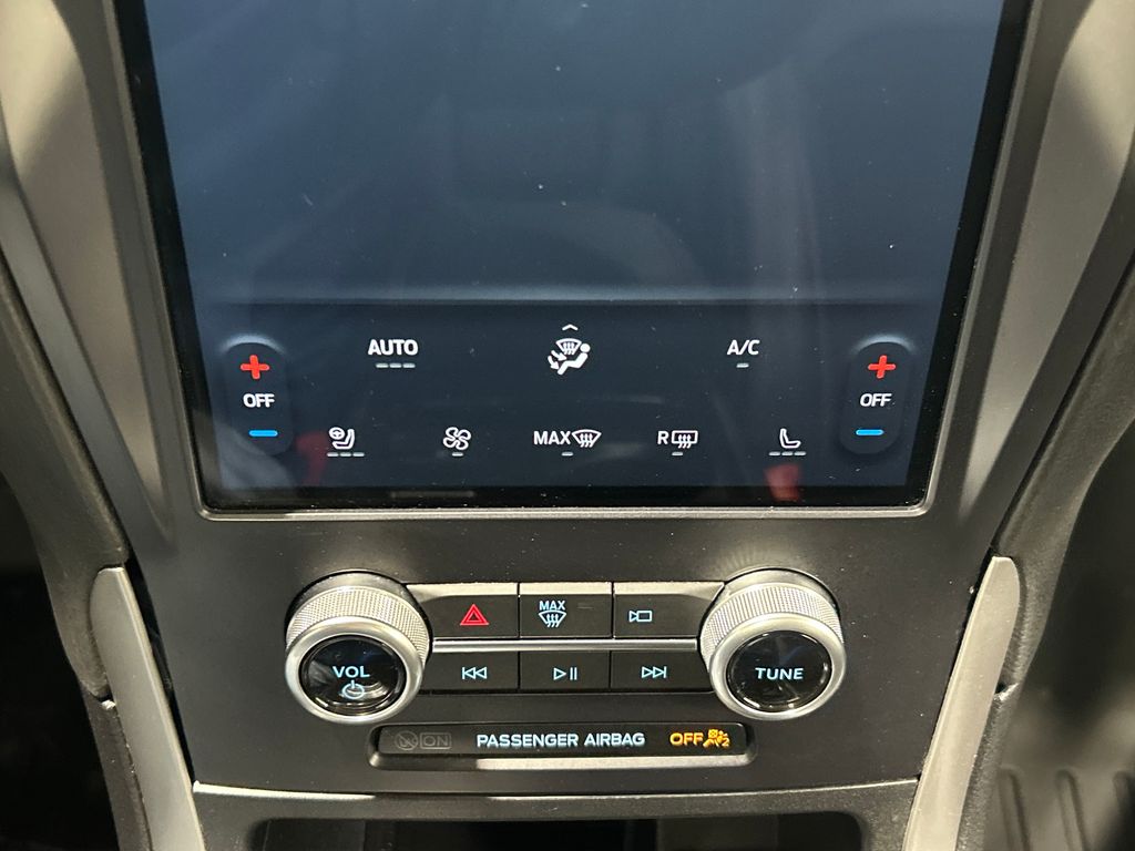 used 2022 Ford Edge car, priced at $27,623