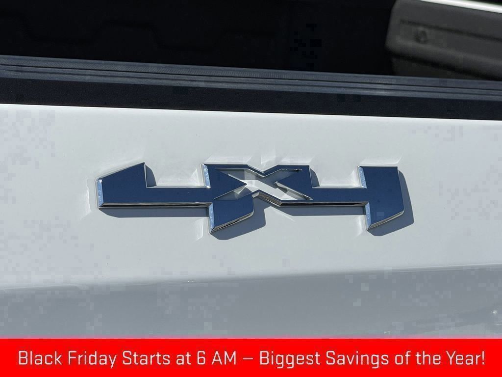 new 2025 GMC Sierra 1500 car, priced at $41,334