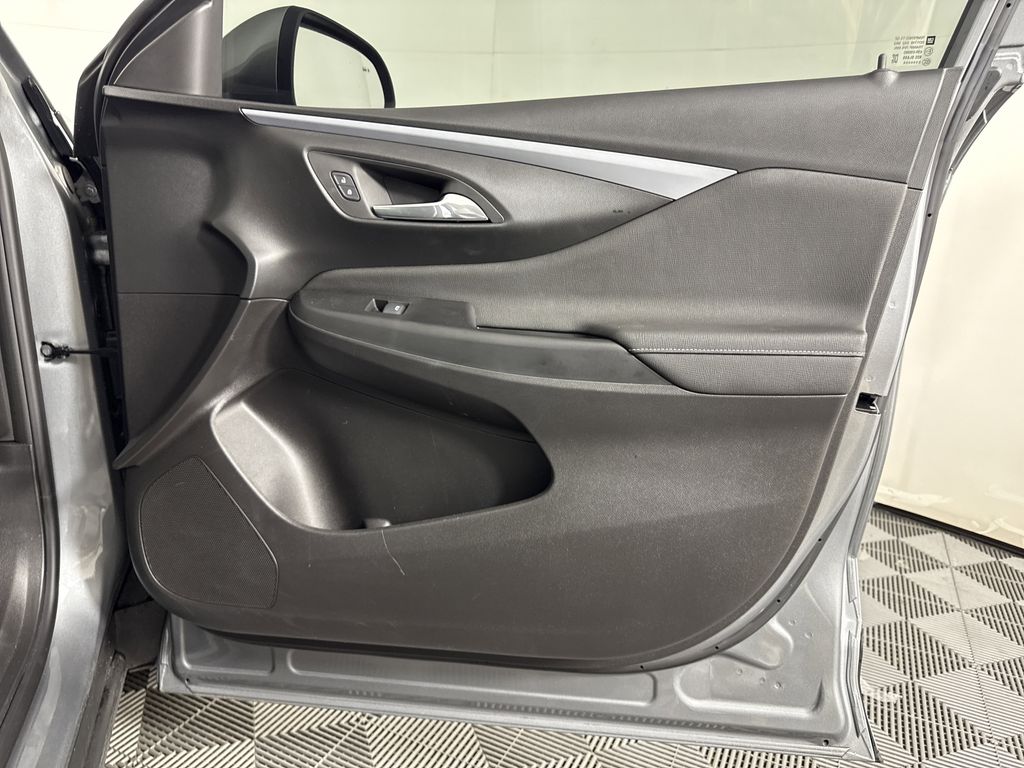 used 2025 Buick Envista car, priced at $22,897