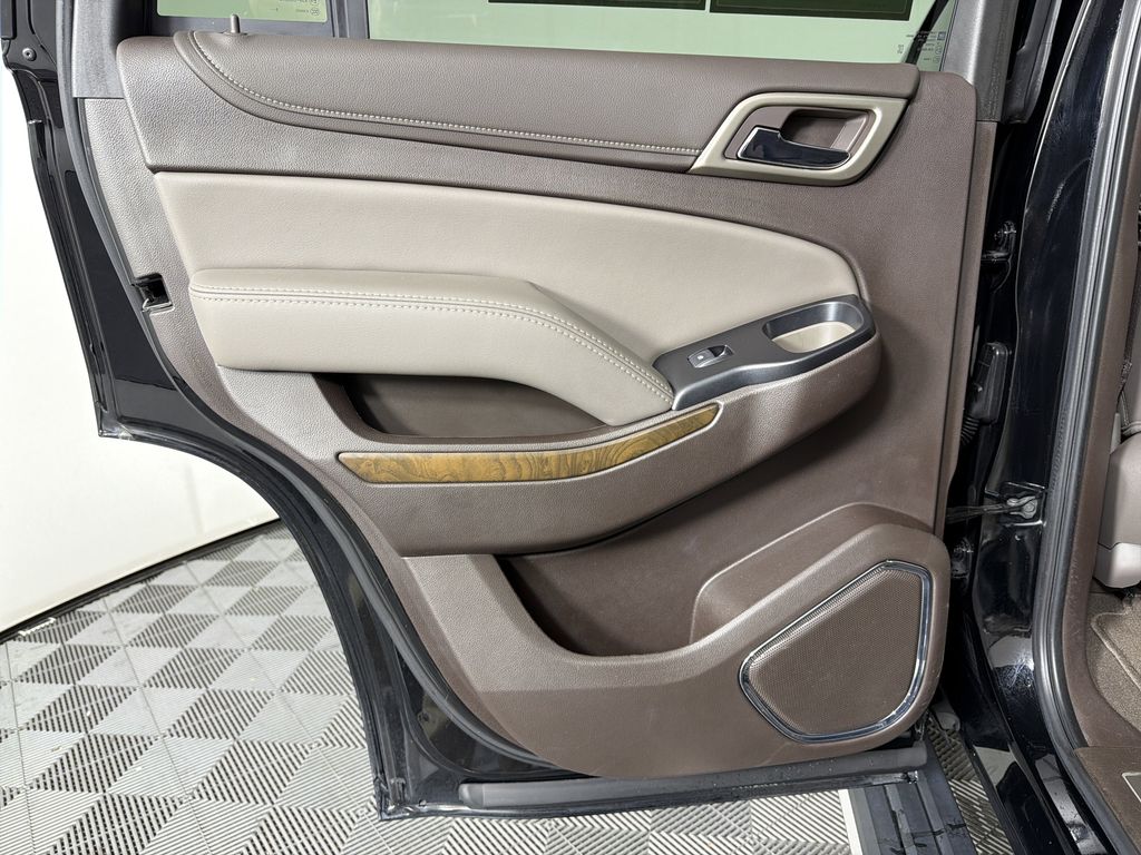 used 2019 GMC Yukon car, priced at $37,995
