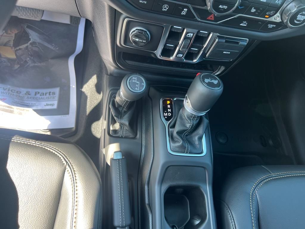 new 2025 Jeep Wrangler car, priced at $53,990