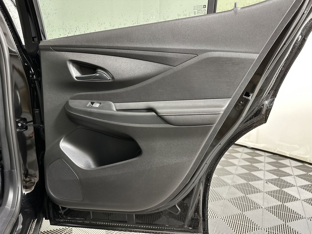 new 2025 Buick Envista car, priced at $31,085