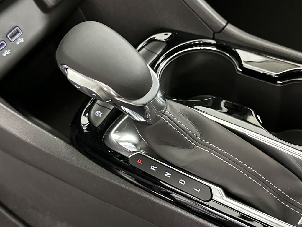 new 2025 Buick Encore GX car, priced at $24,725