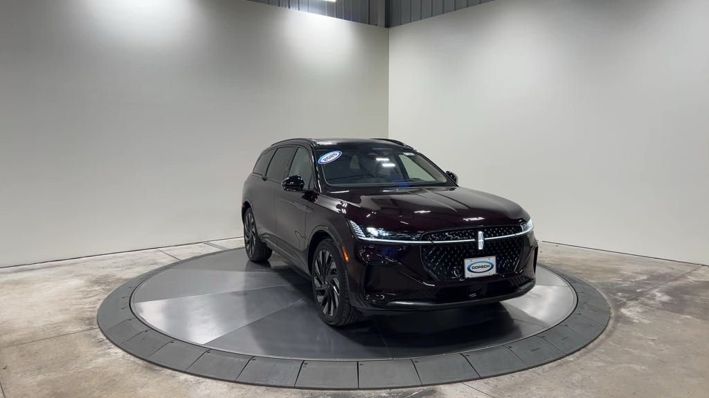 new 2025 Lincoln Nautilus car, priced at $65,850