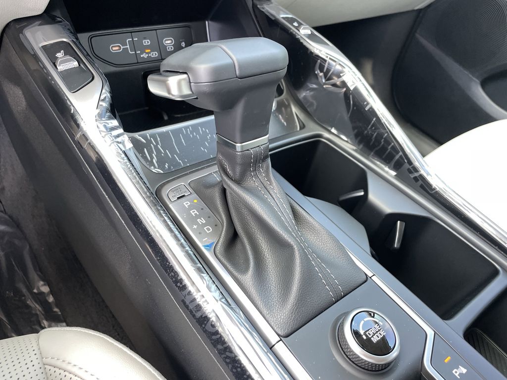 new 2025 Kia Sorento car, priced at $32,499