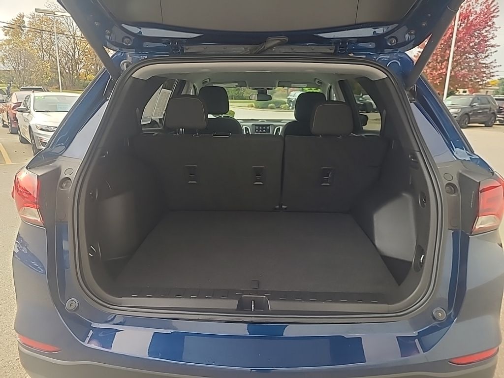 used 2022 Chevrolet Equinox car, priced at $22,799