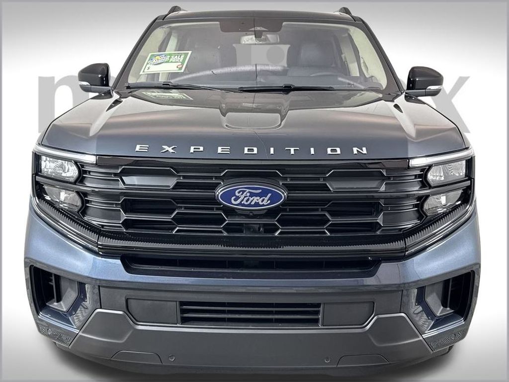 new 2025 Ford Expedition car, priced at $67,653