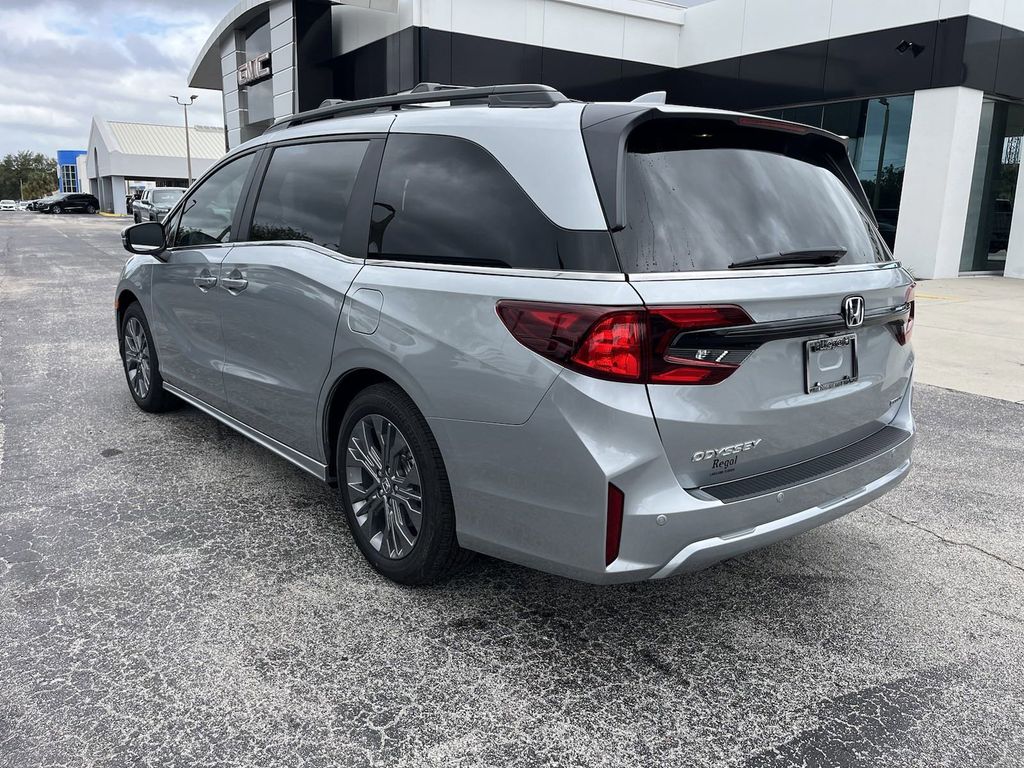 new 2025 Honda Odyssey car, priced at $46,426