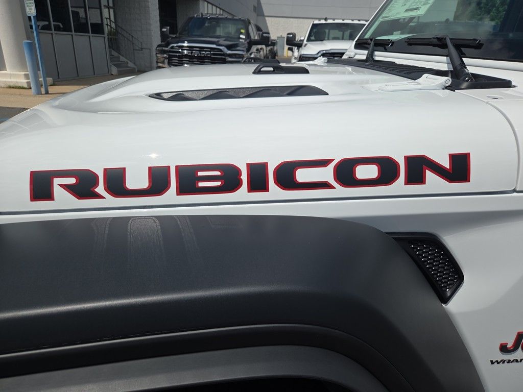 new 2025 Jeep Wrangler car, priced at $68,942