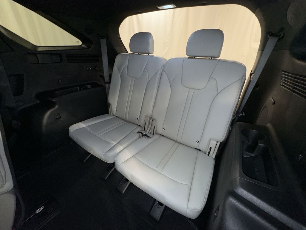 new 2025 Kia Sorento Hybrid car, priced at $47,682