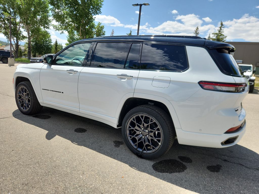 new 2025 Jeep Grand Cherokee L car, priced at $64,753