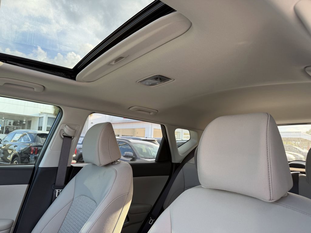 new 2025 Kia Soul car, priced at $25,042