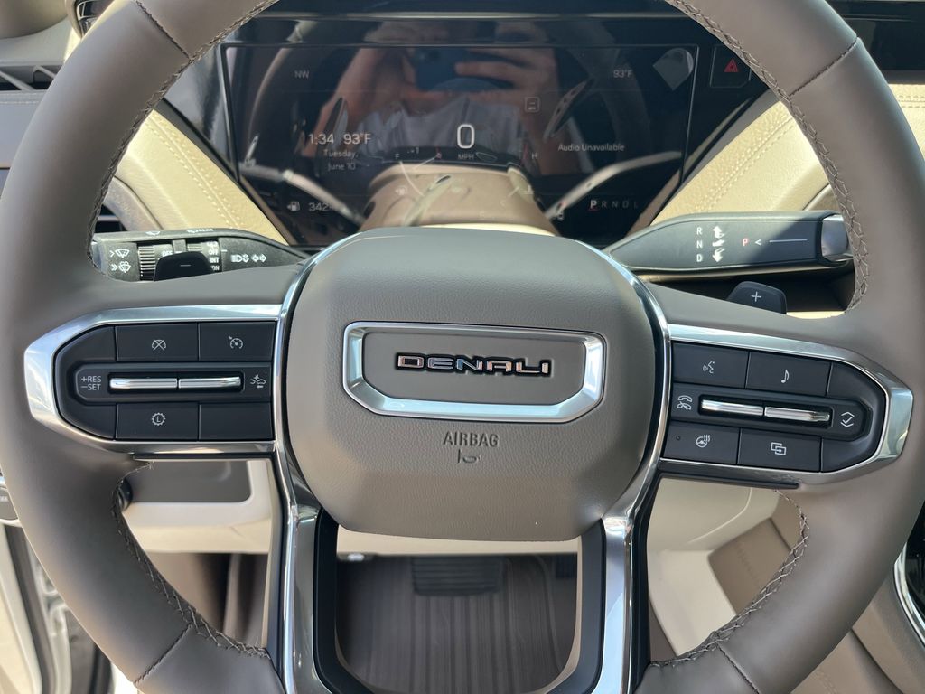 new 2025 GMC Yukon car, priced at $83,290