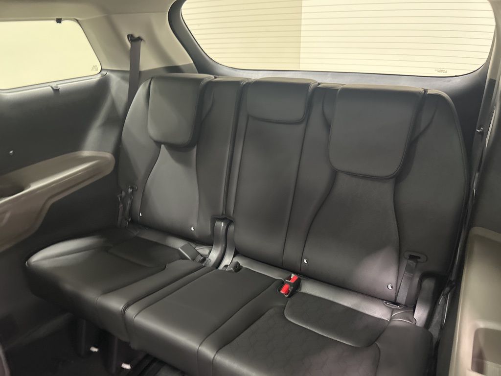 new 2026 Kia Carnival Hybrid car, priced at $48,274