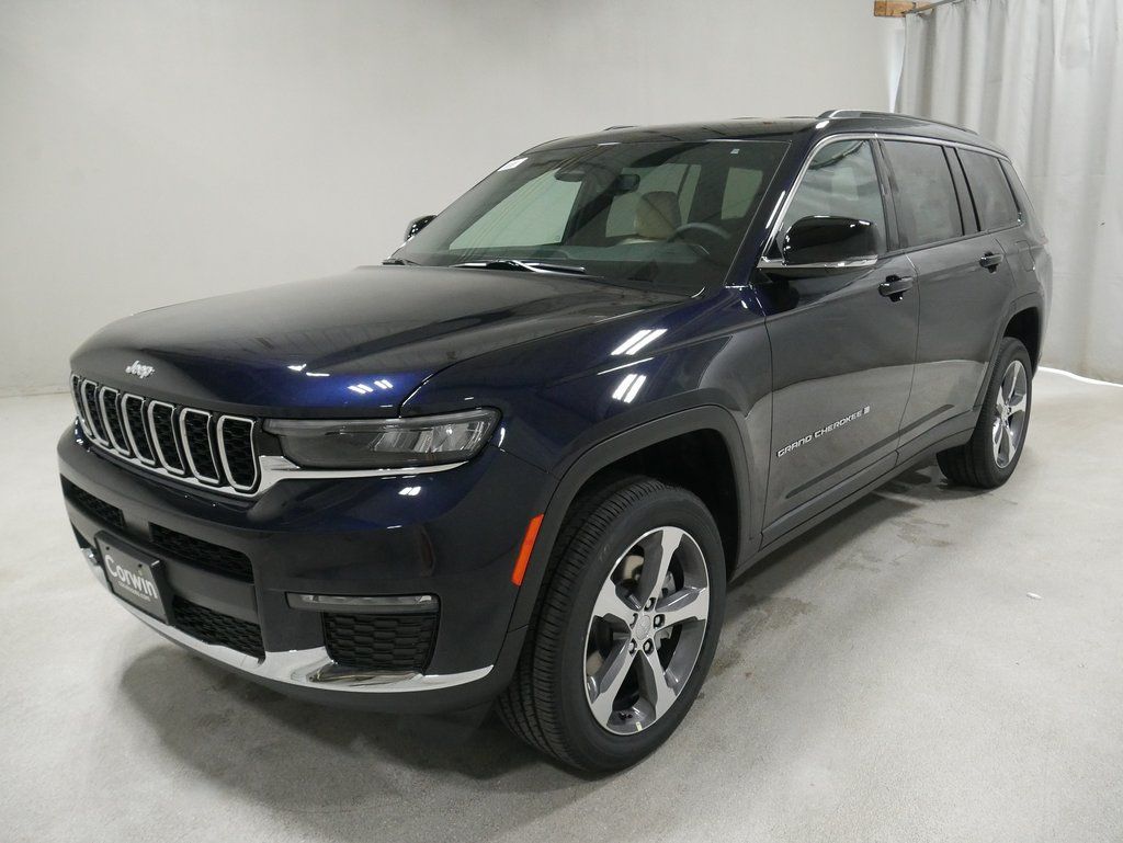 new 2024 Jeep Grand Cherokee L car, priced at $48,920