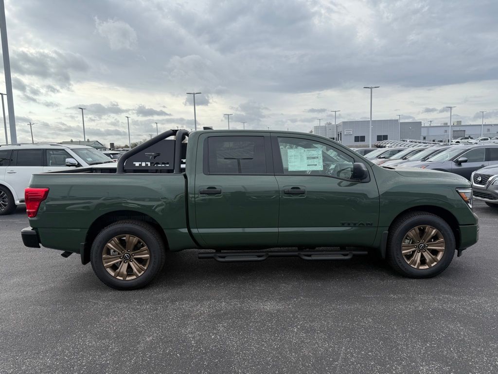 new 2024 Nissan Titan car, priced at $43,930