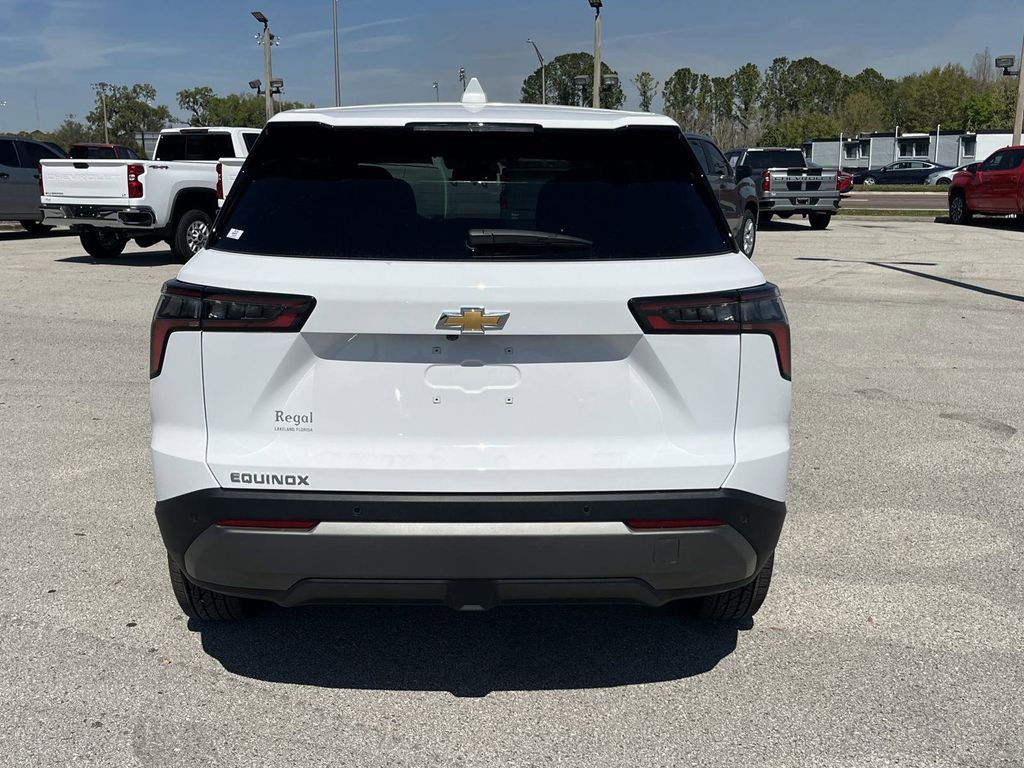 new 2025 Chevrolet Equinox car, priced at $26,996