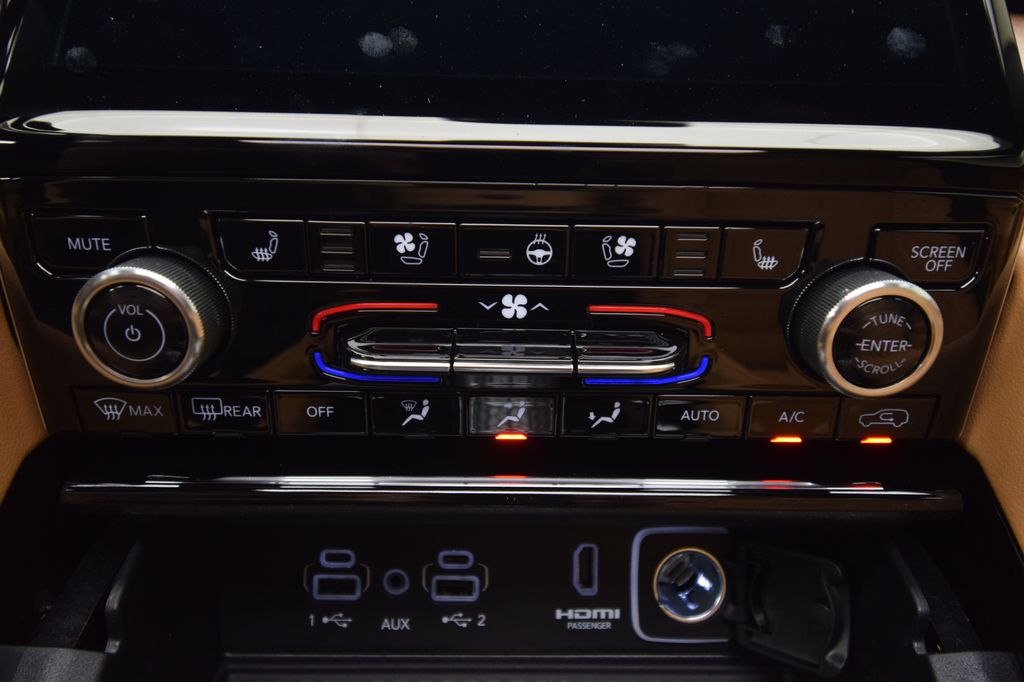 new 2025 Jeep Grand Cherokee car, priced at $61,204