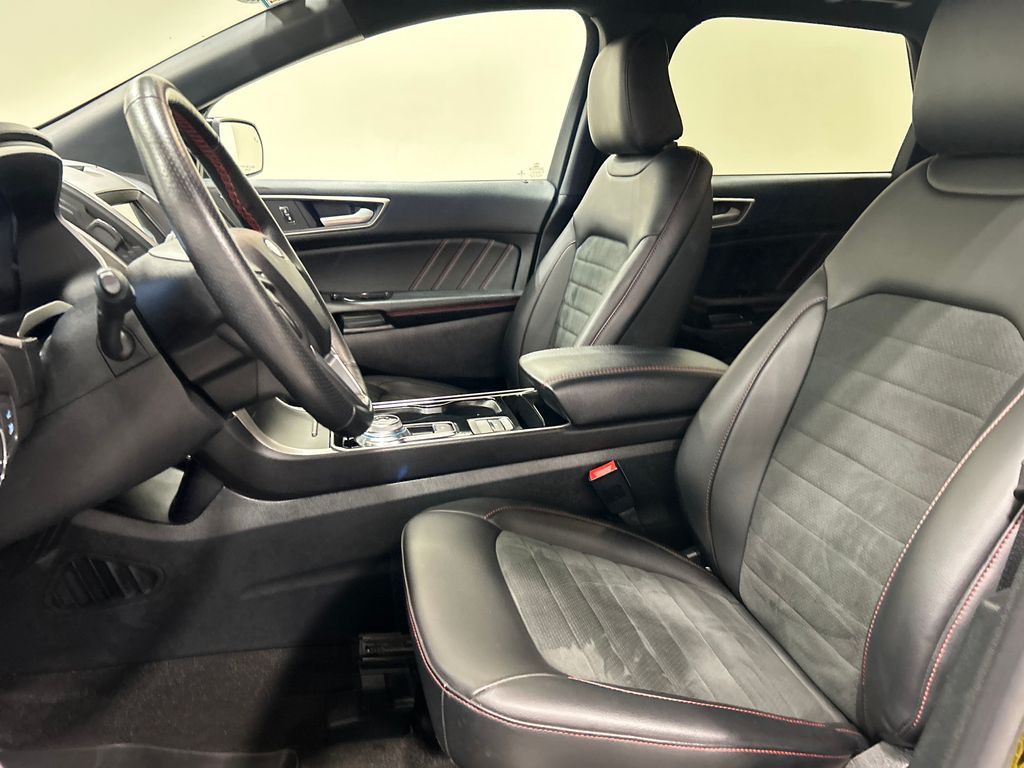 used 2020 Ford Edge car, priced at $26,307