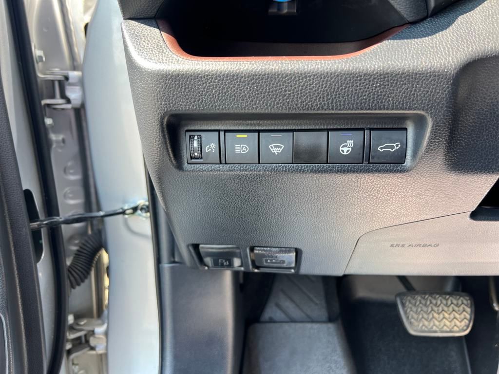 used 2021 Toyota RAV4 car, priced at $29,900