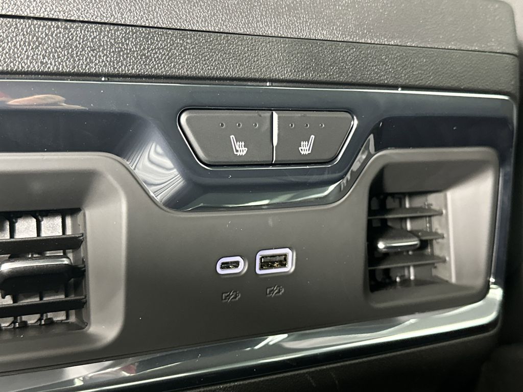 new 2025 GMC Sierra 2500HD car, priced at $79,765