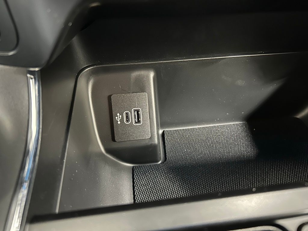 new 2025 Ford F-150 car, priced at $61,095