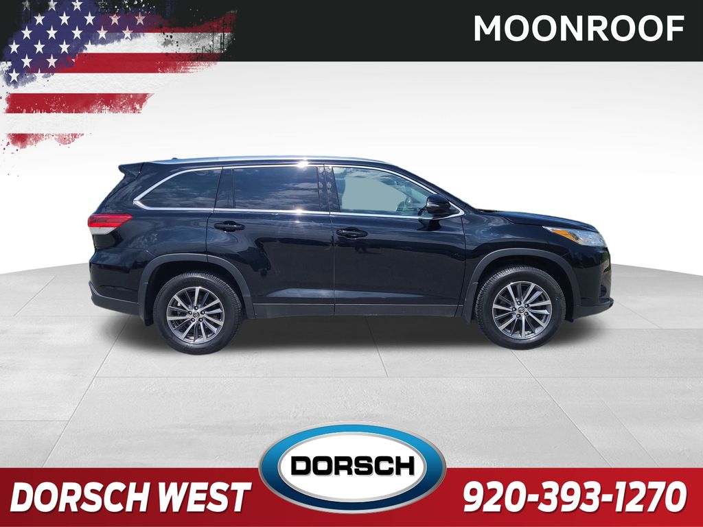 used 2019 Toyota Highlander car, priced at $29,986