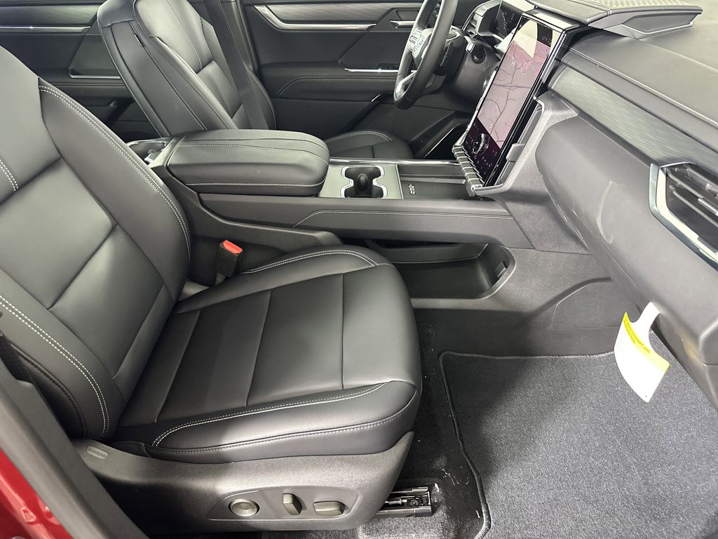 new 2025 GMC Acadia car, priced at $45,675