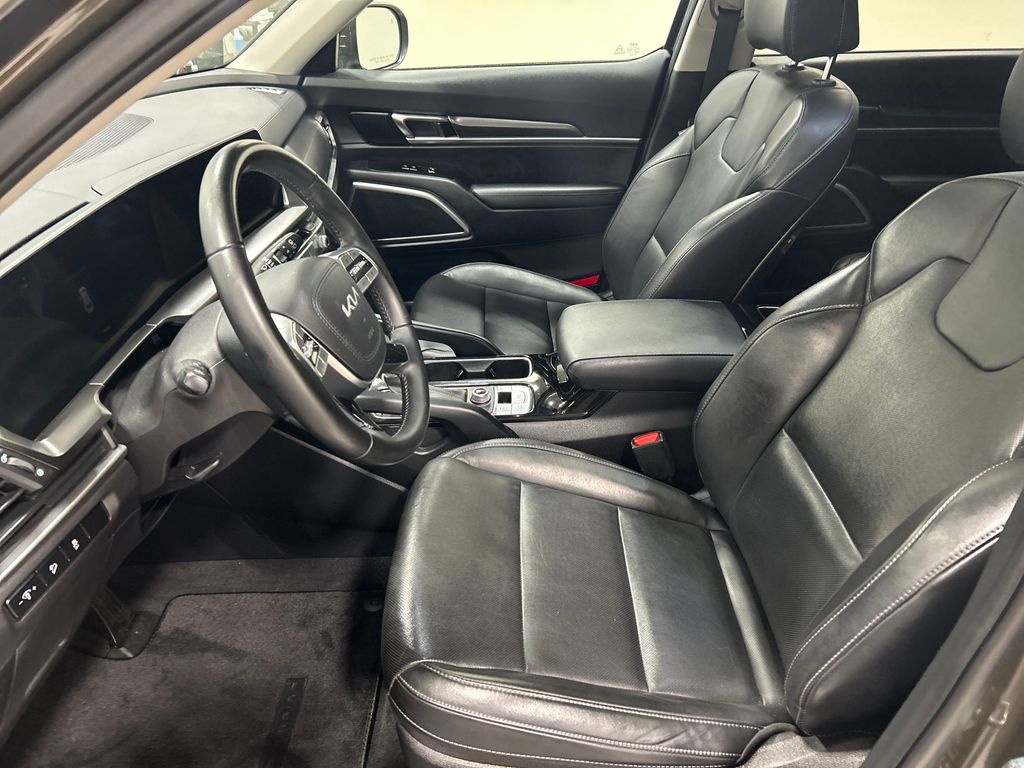 used 2023 Kia Telluride car, priced at $38,127