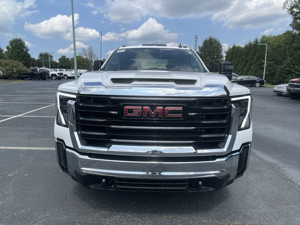 new 2024 GMC Sierra 2500HD car, priced at $48,933