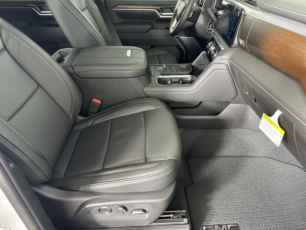 new 2025 GMC Sierra 2500HD car, priced at $86,234