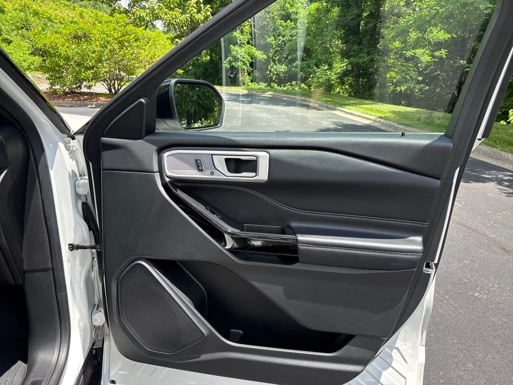 used 2022 Ford Explorer car, priced at $40,000