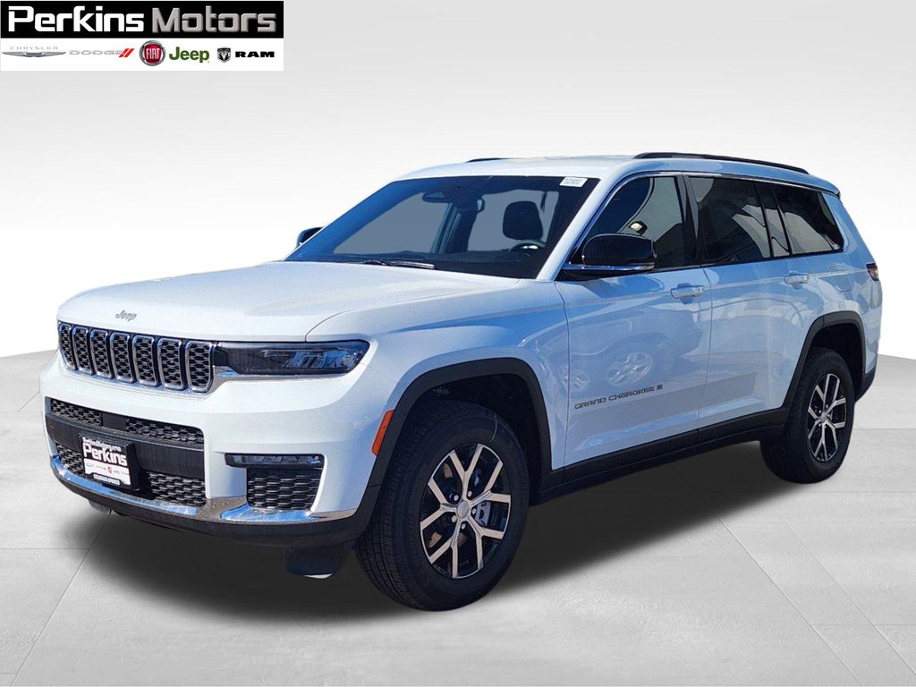 new 2025 Jeep Grand Cherokee L car, priced at $42,189