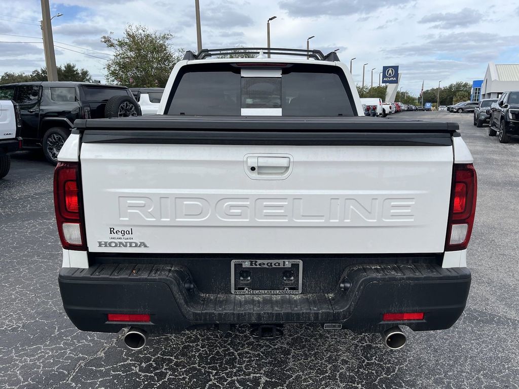 new 2025 Honda Ridgeline car, priced at $47,330