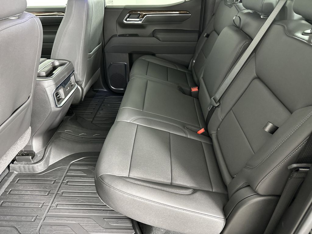 new 2025 GMC Sierra 1500 car, priced at $60,224