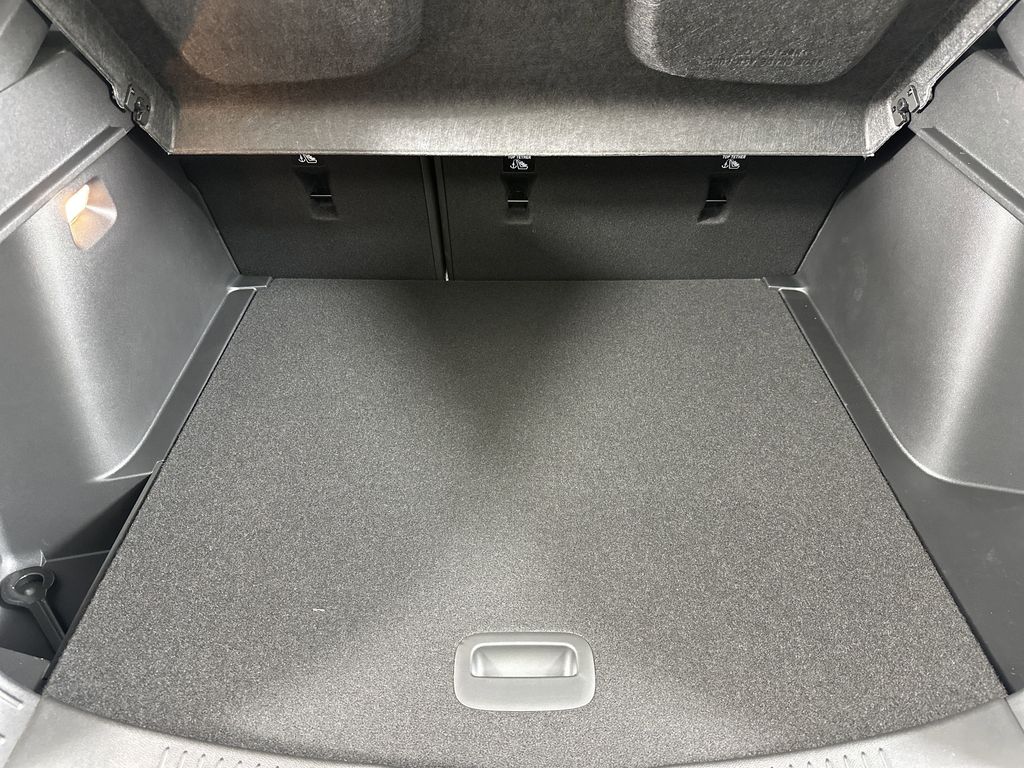 new 2025 Buick Envista car, priced at $29,075
